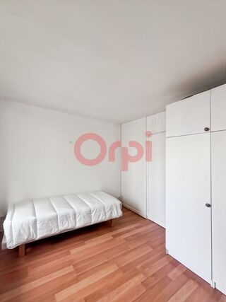 Appartement à louer 4 pièces 61 m²