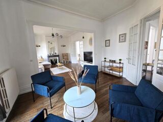  Immeuble à vendre 895 m²