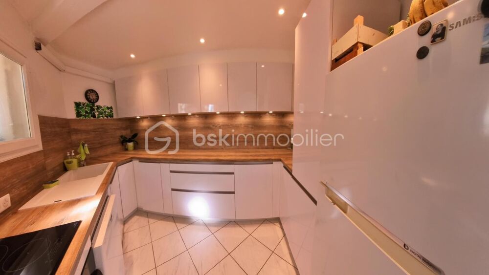 Vente Appartement 3 pièces + terrasse sud ouest de 55 m² Antibes