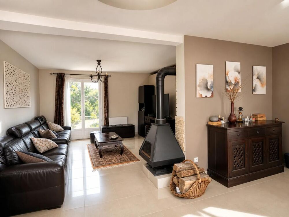Maison 6 pièces de 139m2 - Saint-Fargeau-Ponthierry