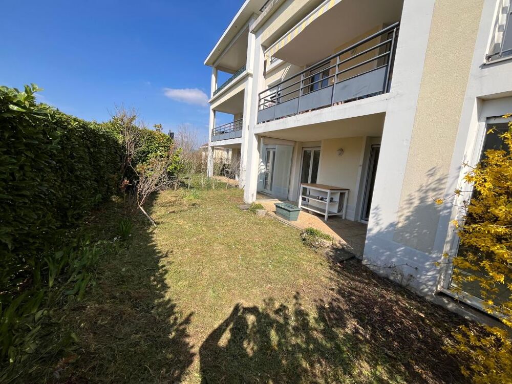 Appartement T3 de 72.69 m² avec terrasse et jardin  Rez-de-chaussée