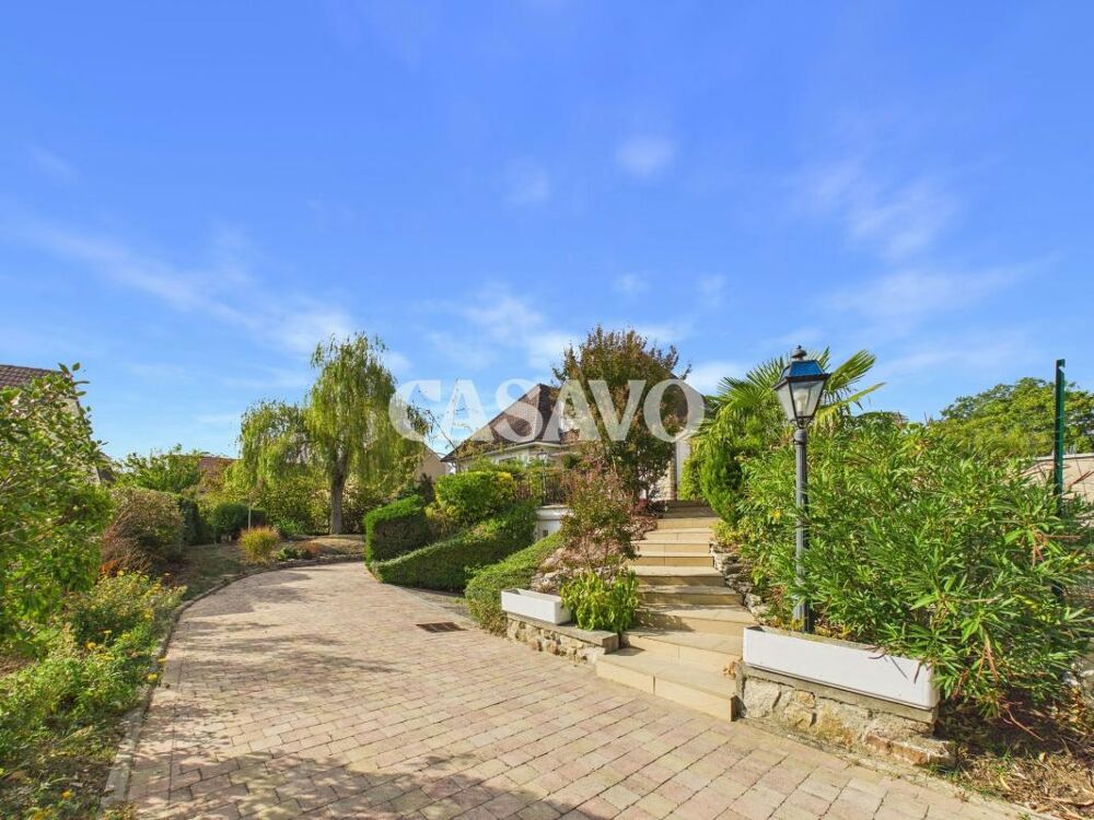 Vente Maison 7 pièces de 136m² - 95100 Argenteuil
