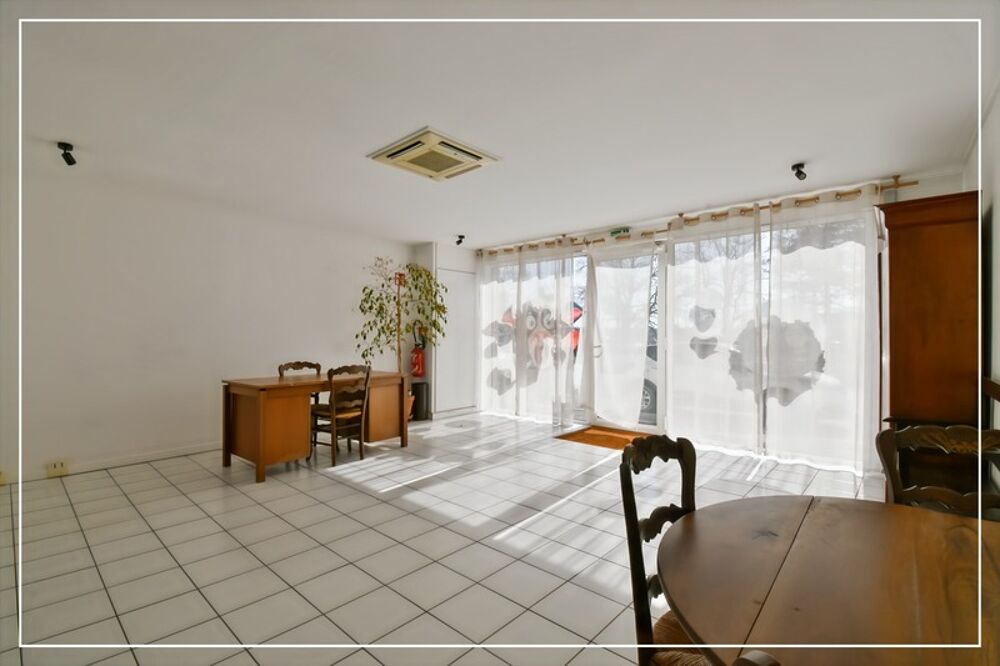   Investissement locatif ou implantation professionnelle : une opportunité à saisir ! à vendre CULAN (18) Culan