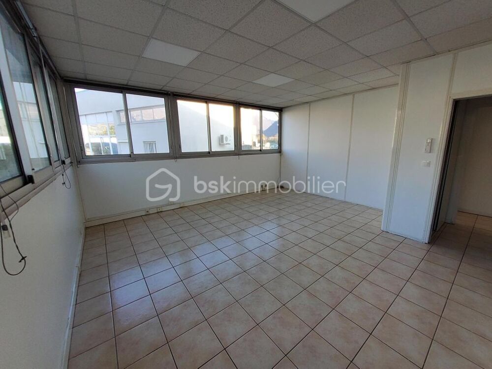   Ensemble de bureaux 148 m² – 180 000 € Saint martin le vinoux