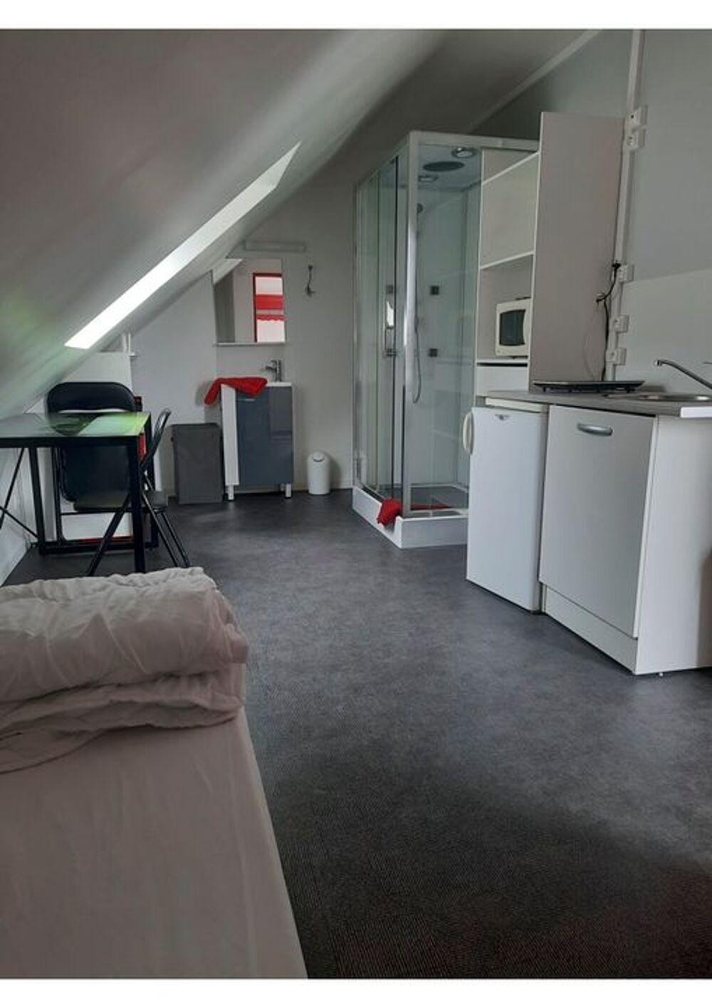 Chambre de 18m2 à louer sur Dreuil-lès-Amiens