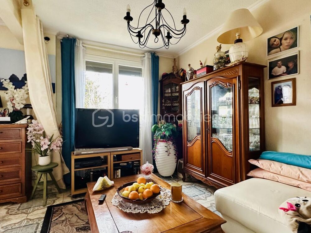 Vente Appartement Spacieux T4 avec balcon, proche commodités et plage La seyne sur mer