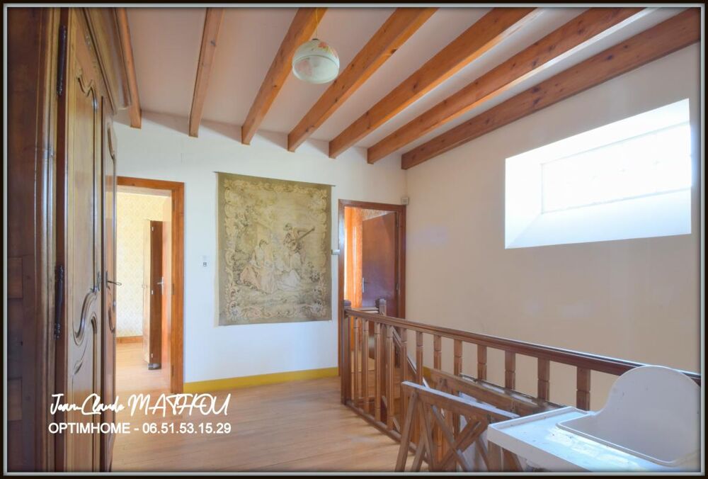 Maison de village T7 de 156 m²  4 chambres, terrasse de 50 m² et garage