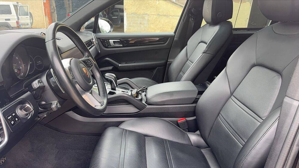 Cayenne 3.0 V6 462 e-Hybrid 4X4 Tiptronic 8 . - Automatique Entretie 2021 occasion 47110 Allez Et Cazeneuve
