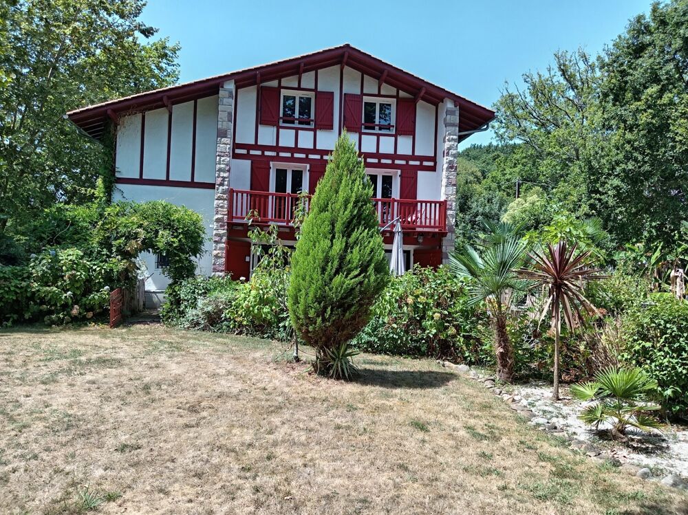 à vendre  Maison Urrugne (64122)
