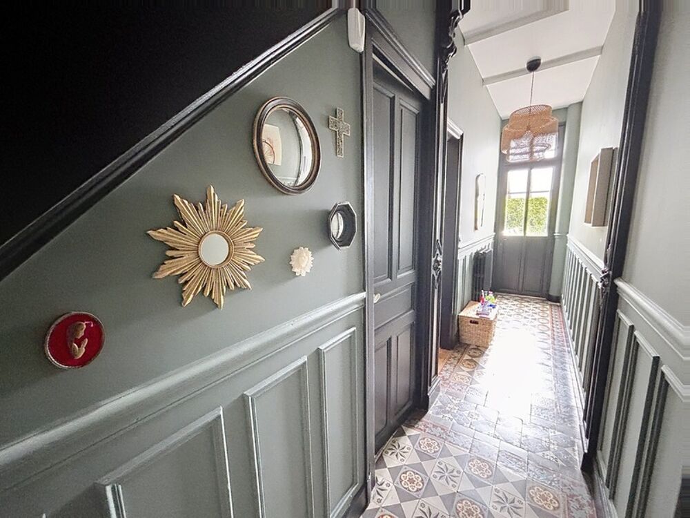 Vente Maison Maison à vendre 5 pièces REIMS (51) jardin et garage Reims