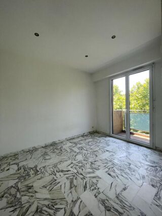  Appartement à louer 2 pièces 47 m²