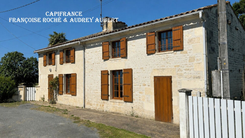 Ensemble immobilier : maison + gîte + annexe + garage, atelier et jardin clos à NIEUL LES SAINTES (17)