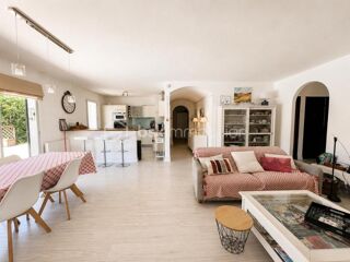  Propri�t�/ch�teau � vendre 4 pi�ces 106 m�