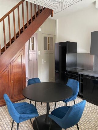  Appartement à louer 2 pièces 57 m²