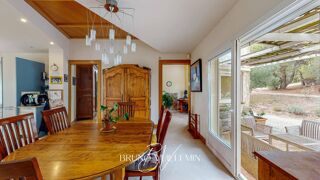  Villa à vendre 10 pièces 326 m²