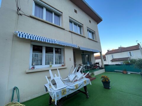   Maison T8 156m2 Maison - 8 pice(s) - 156 m