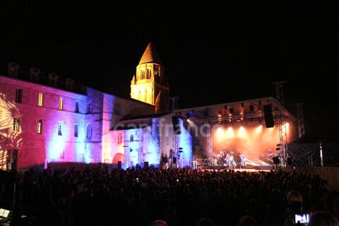   BAR A BIERES RESTAURATION CONCERTS à vendre SAINTES (17) 