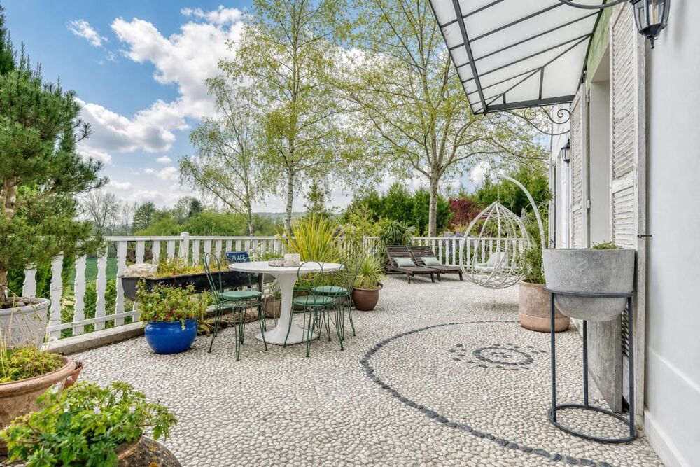 Magnifique maison avec terrasses et vue sur la Marne