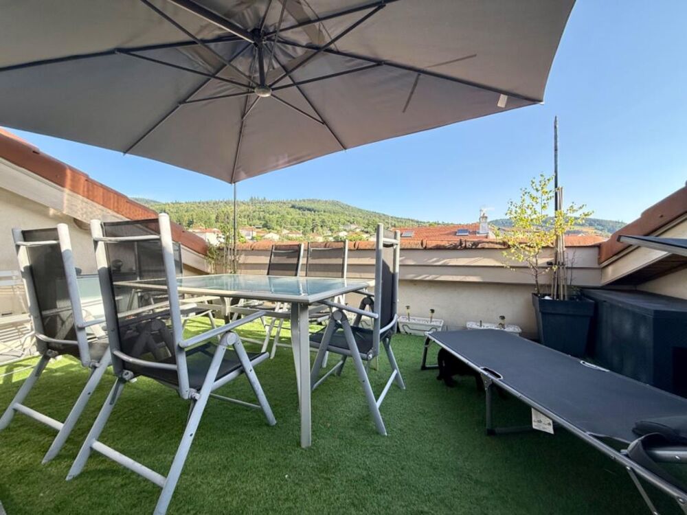 Appartement à vendre 5 pièces LE CHAMBON FEUGEROLLES (42)