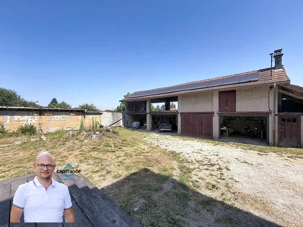 Maison à vendre 7 pièces à LE PONT DE BEAUVOISIN (38) - 214m2 habitable sur plus de 1800m2 de terrain