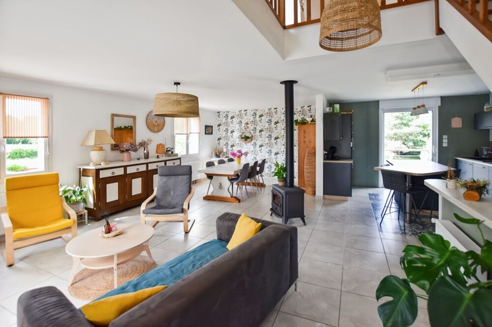 Vente Maison Maison sur sous-sol de 156 m2avec terrain de 4283 m2 à  ANTULLY (71) Antully