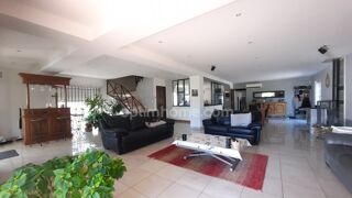  Villa � vendre 10 pi�ces 267 m�