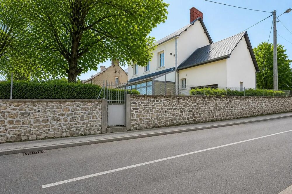 Vente Maison Maison Bourgeoise de 8 pièces de 185 m² à Châteaumeillant Chateaumeillant