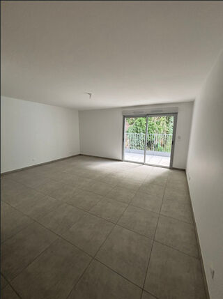  Appartement à louer 1 pièce 36 m²