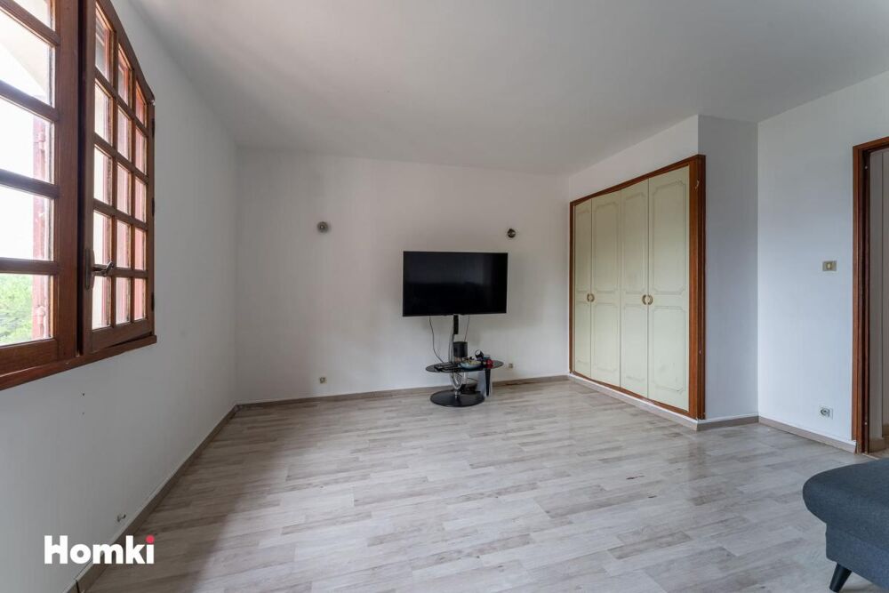 Vente Maison Maison/Villa T5 de 180 m² à Bellegarde 30127 Bellegarde