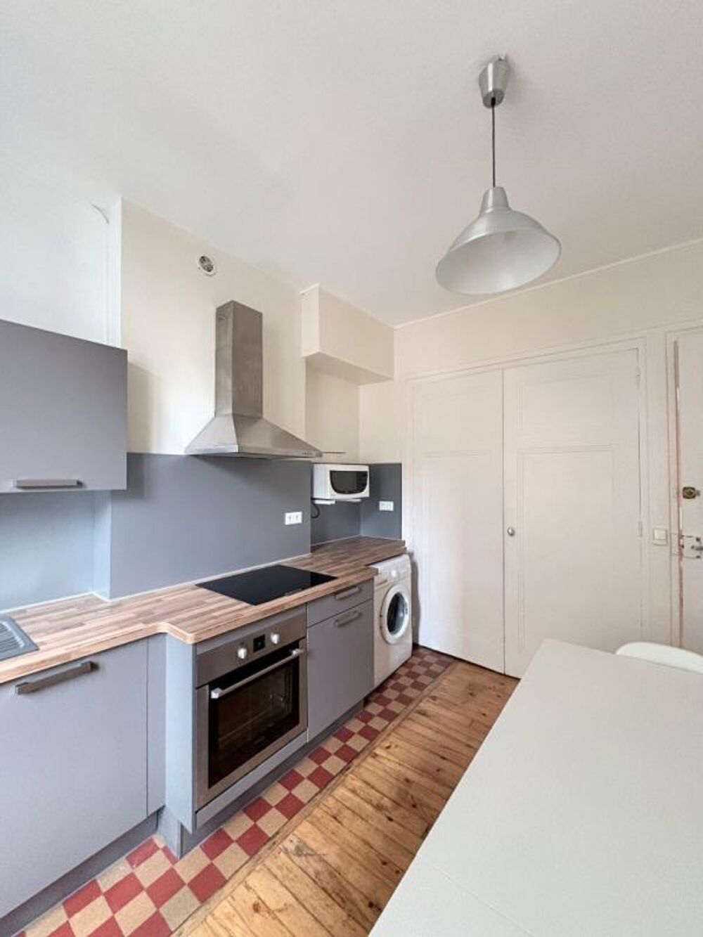 Location Appartement Appartement 2 pièces - 58 m² - Proche faculté Saint etienne