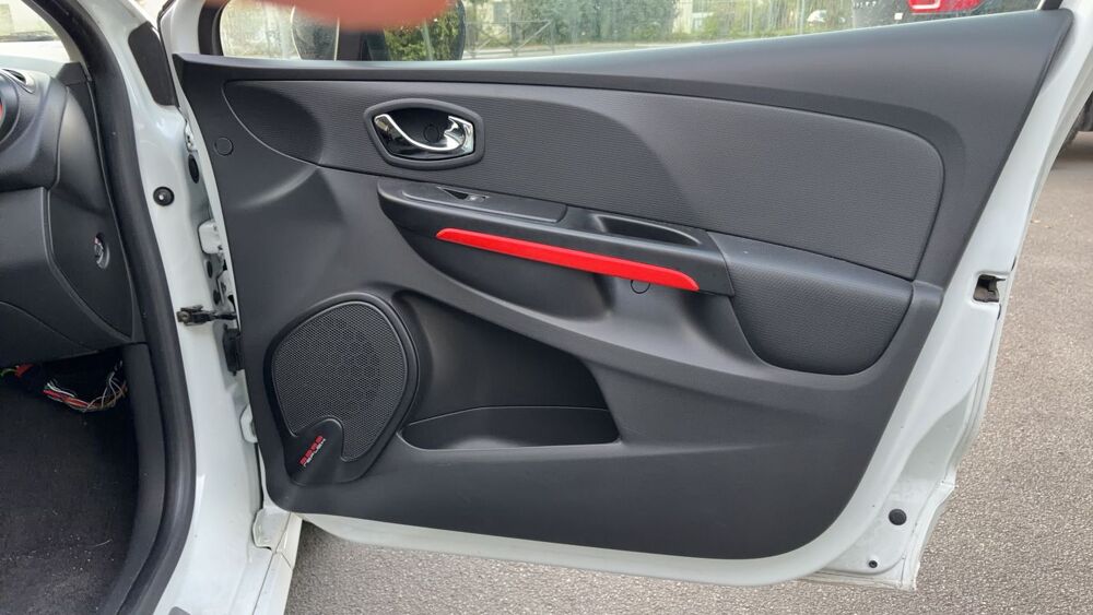 Clio IV 1.6 Turbo 200 EDC6 RS 2013 occasion 62140 Hesdin