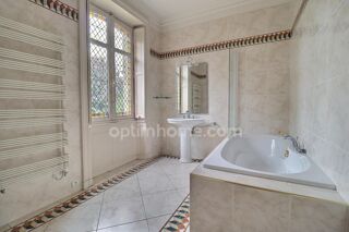  Propriété/château à vendre 15 + pièces 613 m²