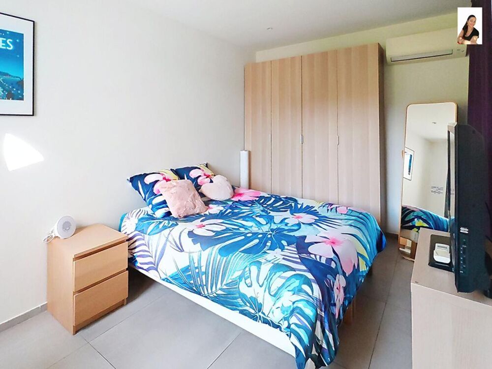 à vendre  Villa Carqueiranne (83320)