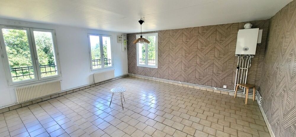 Elbeuf proche Seine : Appt 80 m² avec jardin 80 m², 2 CH et PK intérieurs ... Prix attractif !