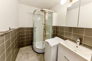  Appartement à louer 2 pièces 42 m²
