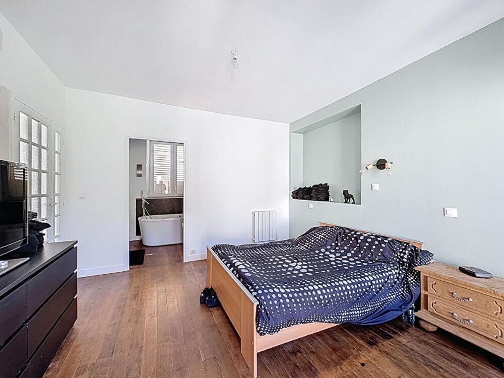 Vente Maison LONGERE - 147M² - 4 CHAMBRES - CAVE VOUTEE - JARDIN - DEPENDANCES - 60129 NEUILLY SOUS CLERMONT Neuilly sous clermont