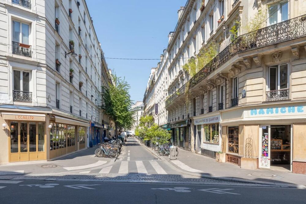 Vente Appartement PARIS 10e - 2 pièces de 17 m² en dernier étage Paris 10
