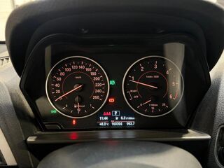 S&eacute;rie 1 118d 150 ch Sport A 2015 occasion 35520 La Chapelle Des Fougeretz