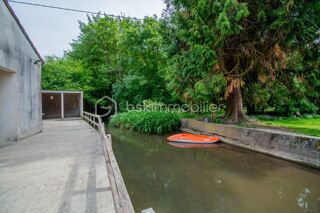  Propriété/château à vendre 14 pièces 530 m²