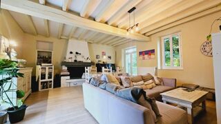 Maison - 8 pièce(s) - 206 m²