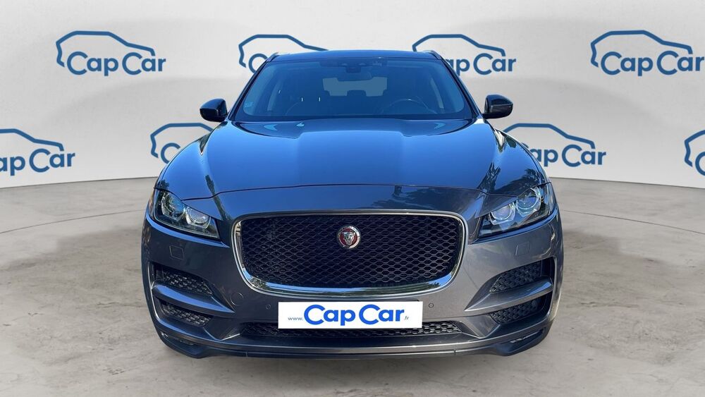 F-PACE 2.0 D 180 AWD BVA8 Portfolio - 5 places Automatique 2017 occasion 13001 Marseille