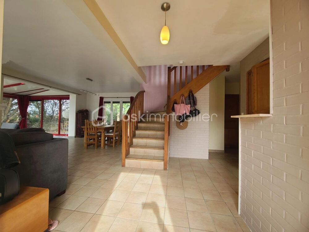 Vente Maison Maison familiale de 167 m² avec véranda, sous-sol total et grand jardin à Marcoussis Marcoussis