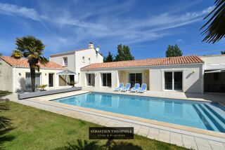  Maison � vendre 7 pi�ces 271 m�