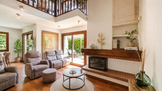  Propriété/château à vendre 5 pièces 140 m²