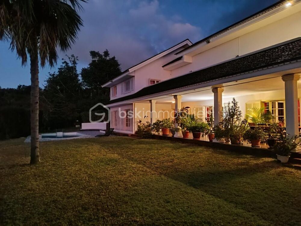 � vendre  Villa Saint-Denis (97400)