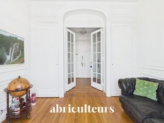  Appartement à vendre 7 pièces 18 m²