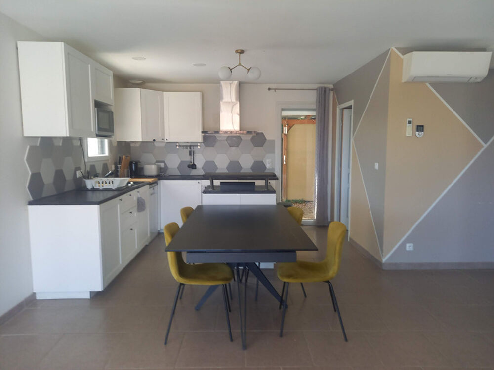 Maison récente meublée à louer avec piscine et jardin paysager  Sainte-Tulle (à 10 min de Manosque)