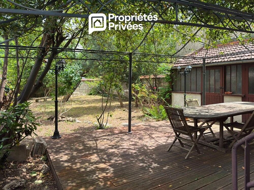 Maison de 235 m² - 5 chambres - Souvenir Français