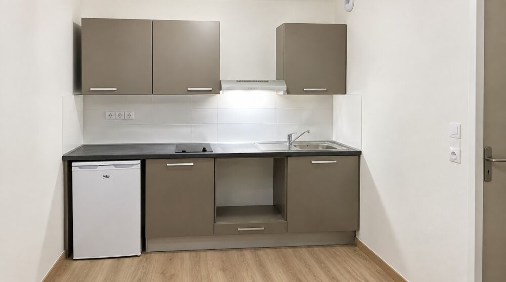 Location Appartement Beau T2 avec terrasse à AIX EN PROVENCE Aix en provence