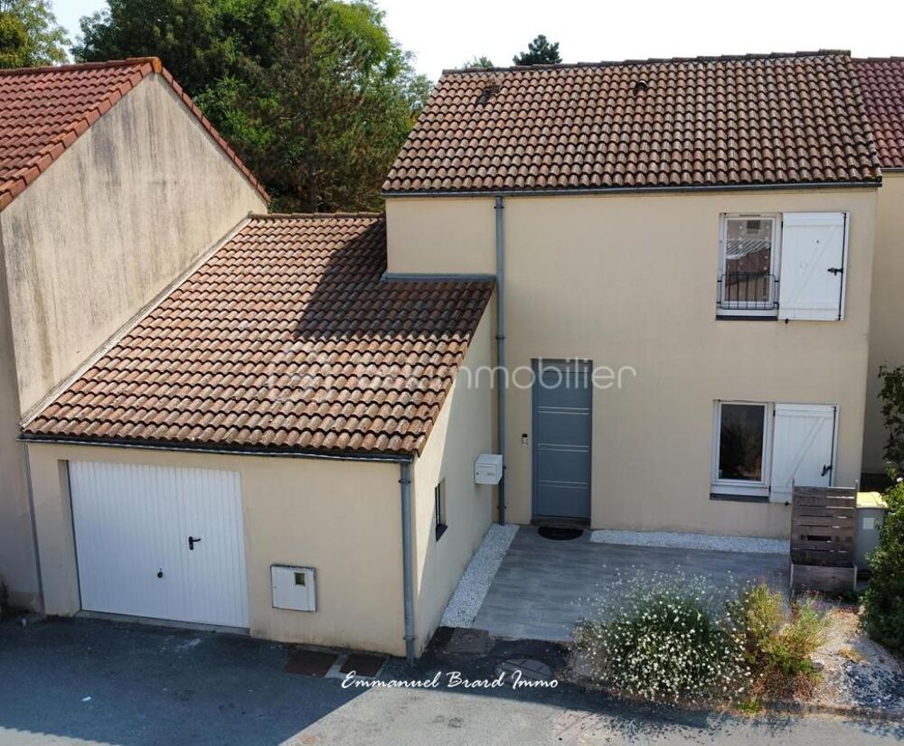 Vente Maison Maison mitoyenne avec jardin, à 2 minutes des facultés de Poitiers – 85 m² habitables et garage Poitiers